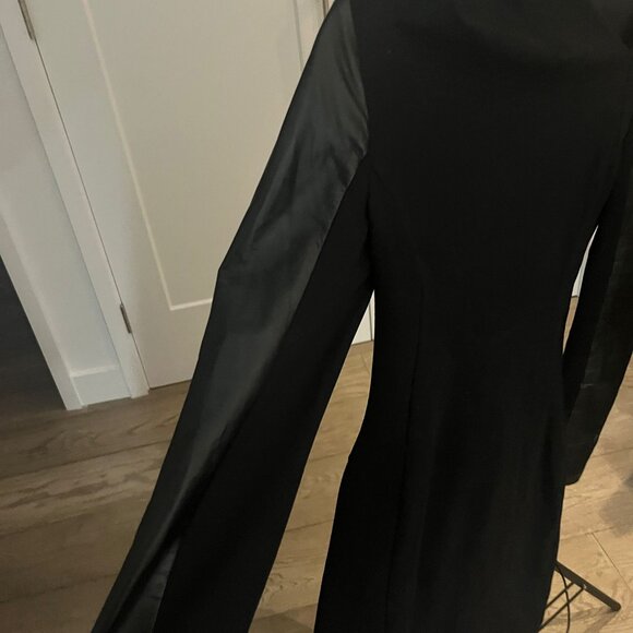 Guess by Marciano Size 4 Black Long-Sleeve Dress - Picture 6 of 6